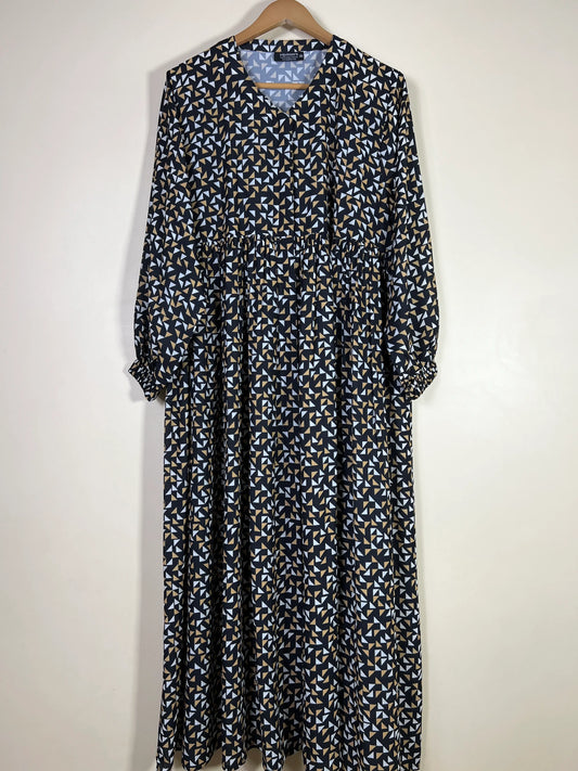 Black - Printed Front Open Chun Abaya HJ1671